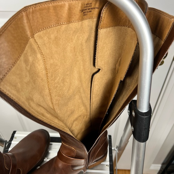 Sofft Women's Brown Lace Up Boots - Picture 9 of 10